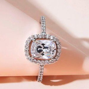 Ring 1pc ladies Jewlery Rhinestone NEW!